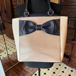Elegant Navy and Tan Bow Tote Bag